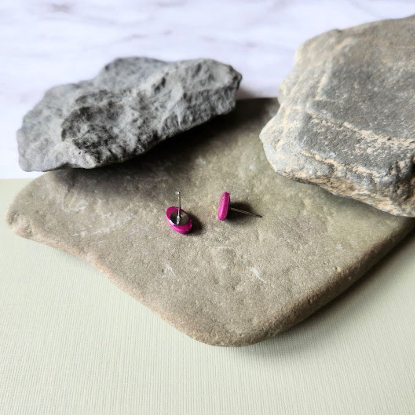 The Enza Fuchsia and Gold Oval Polymer Clay Stud Earrings