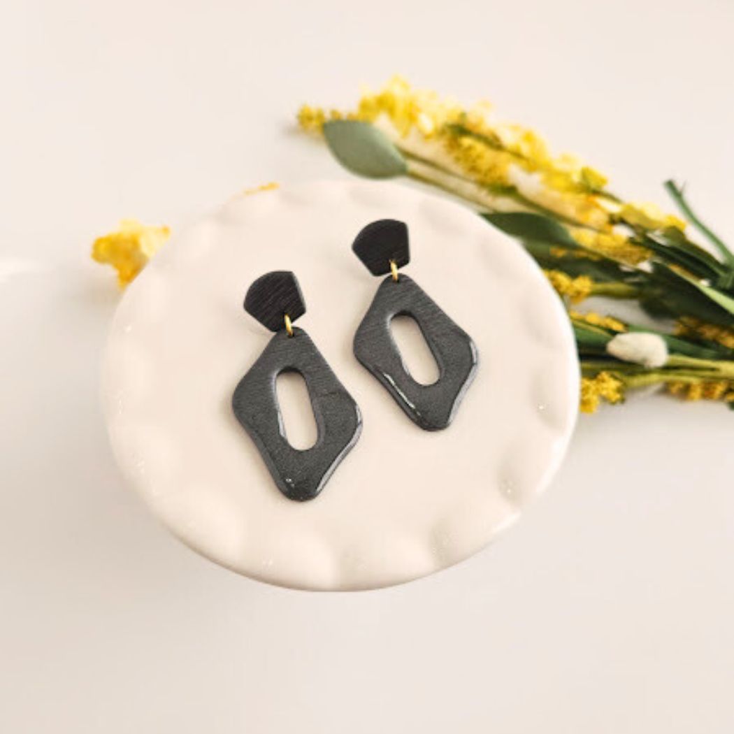 Abstract Shaped Polymer Clay Earring - The Alissander