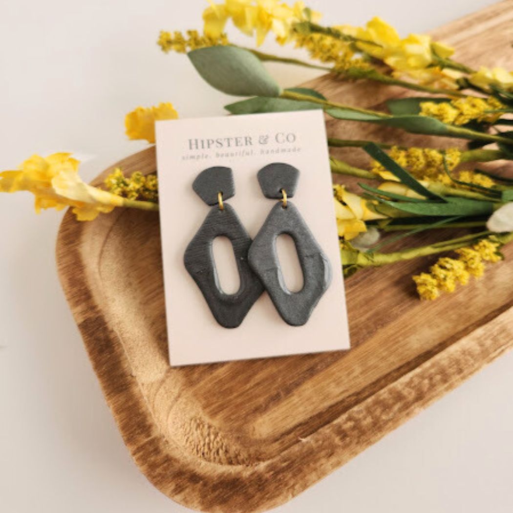 Abstract Shaped Polymer Clay Earring - The Alissander